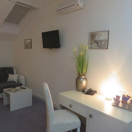 Villa Marija M L Beograd Ruang foto