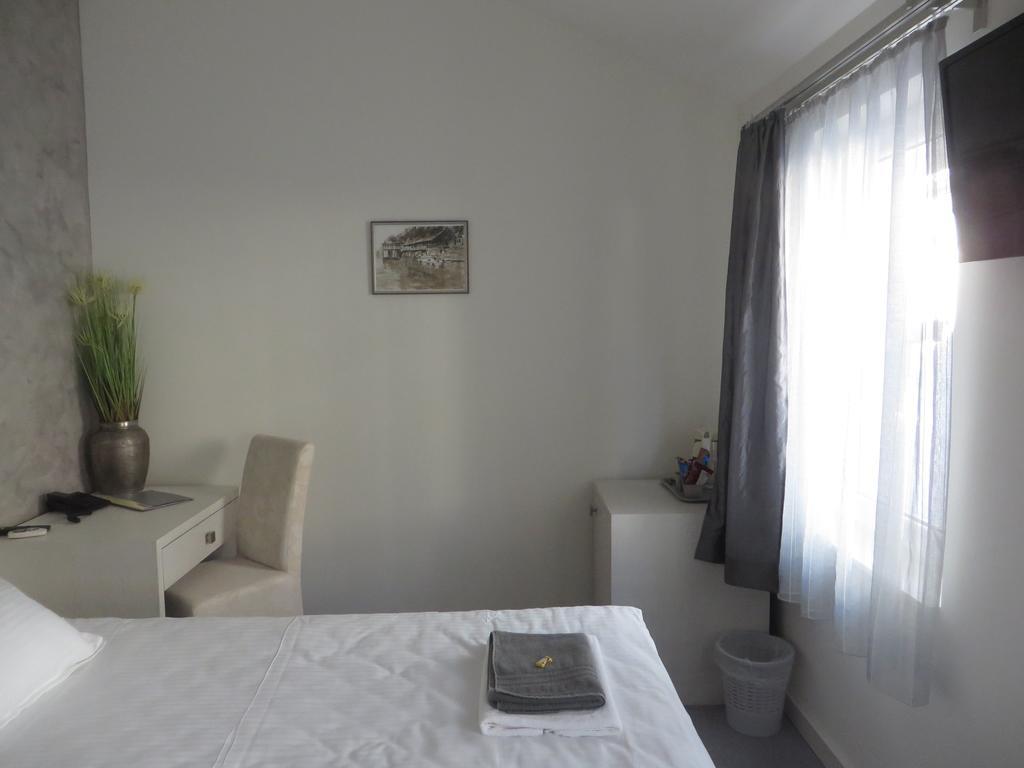 Villa Marija M L Beograd Ruang foto